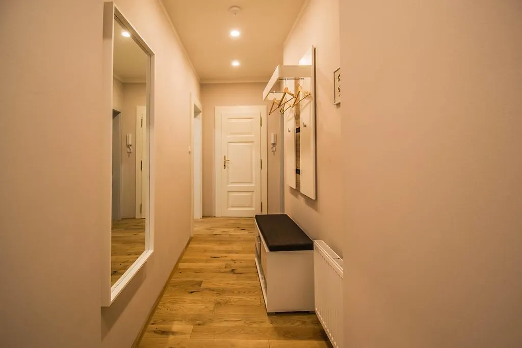 Unique Apt 250M From The Charles Bridge Prague Apartment