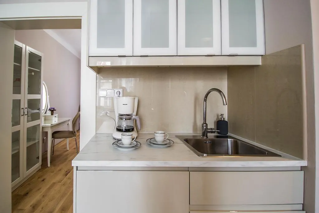 Unique Apt 250M From The Charles Bridge Prag Daire